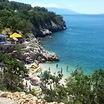 With A Parking Space - 5526 * Нови-Винодолски