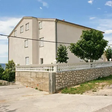 With A Parking Space - 5526 Apartman Novi Vinodolski