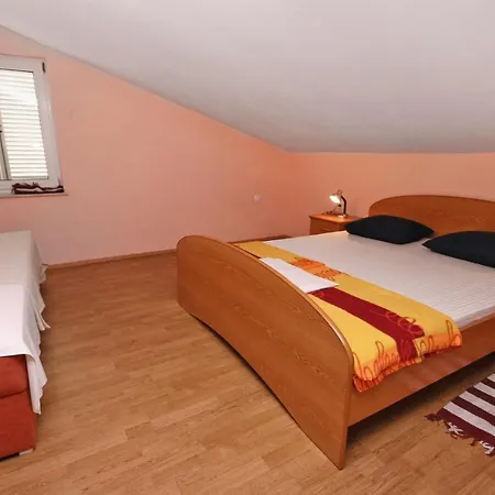 Apartment With A Parking Space - 5526 *