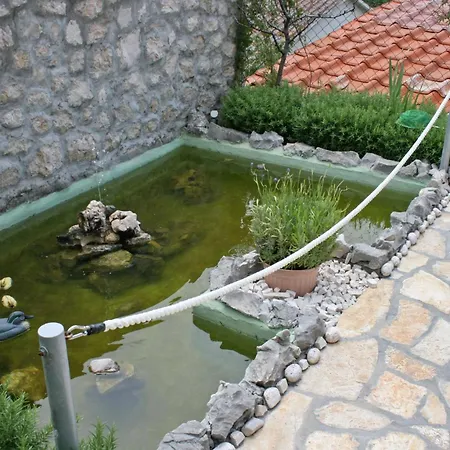 With A Parking Space - 5526